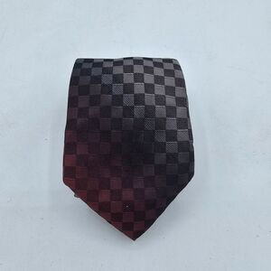 Axcess Red Grey Black geometric Silk tie 5 x 3 Necktie Vintage Menswear Suit